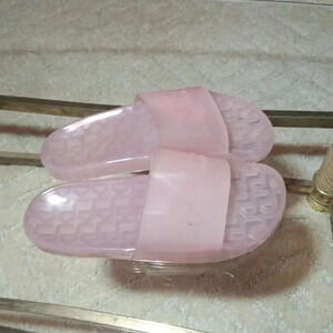 Karl Lagerfeld women Twilla Barbie Core slides size 9M